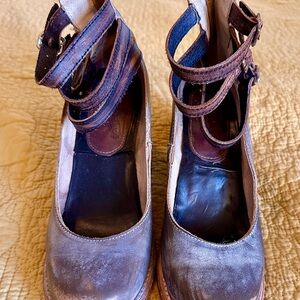 Freebird Randi style- size 7 in distressed brown